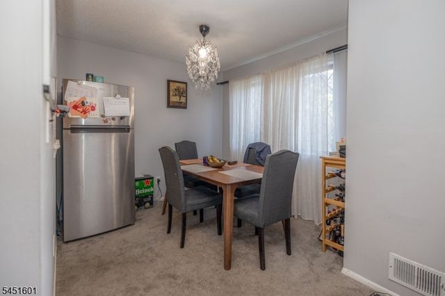 1150 W St George B23B023 2, Linden City, NJ 07036