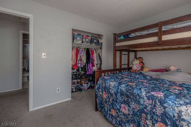 1150 W St George B23B023 2, Linden City, NJ 07036