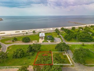 9th Street, Gulfport, MS 39501
