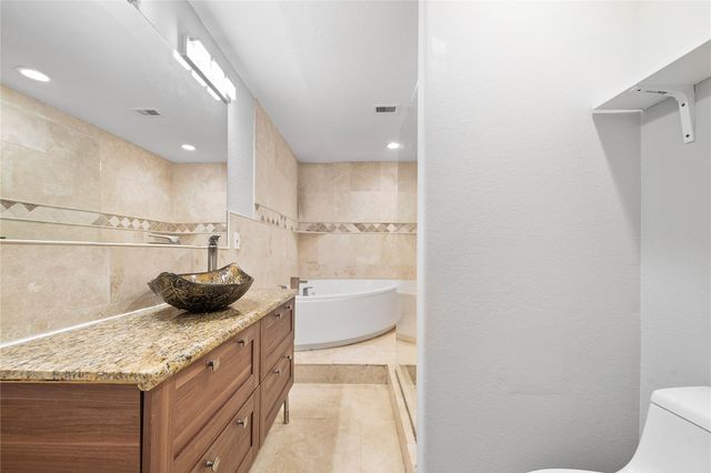3002 Paige Street, Houston, TX 77004
