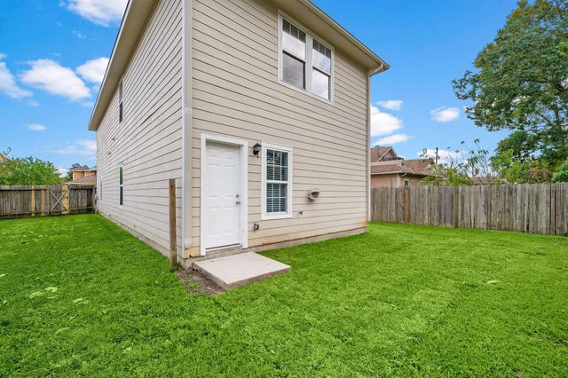 3002 Paige Street, Houston, TX 77004