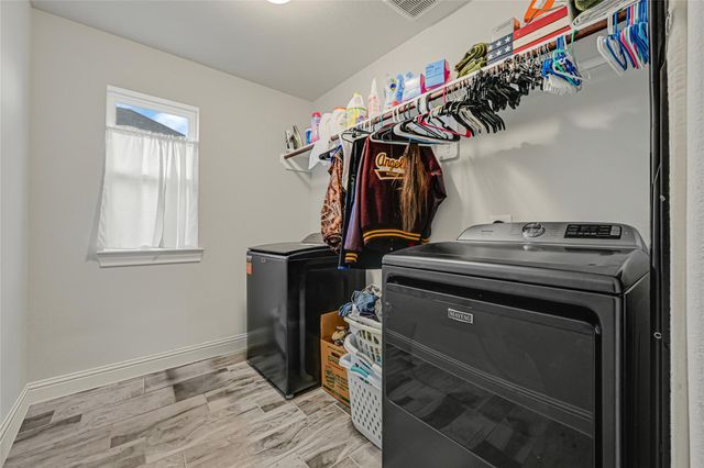 12002 Champions Forest Drive, Mont Belvieu, TX 77535