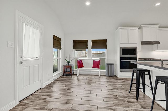 12002 Champions Forest Drive, Mont Belvieu, TX 77535