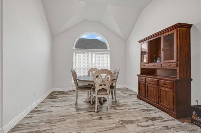 12002 Champions Forest Drive, Mont Belvieu, TX 77535