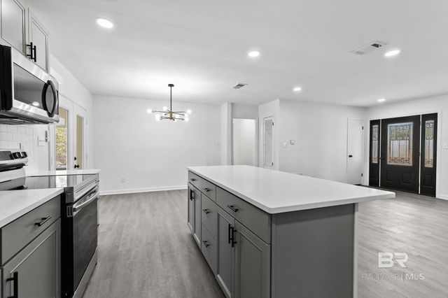 3109 Grishilde Drive, Mobile, AL 36693