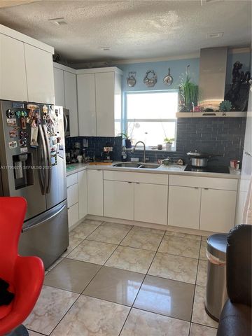 240 E 39th Street, Hialeah, FL 33013