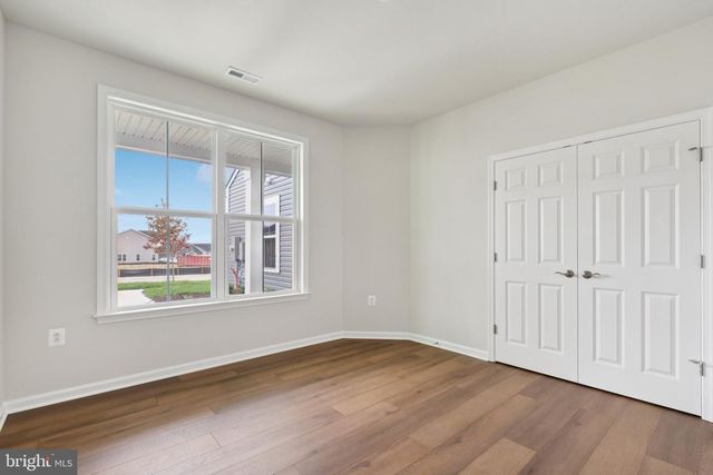 104 ZINNIA LN, Winchester, VA 22603