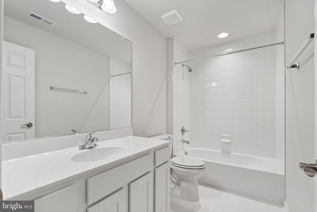 104 ZINNIA LN, Winchester, VA 22603