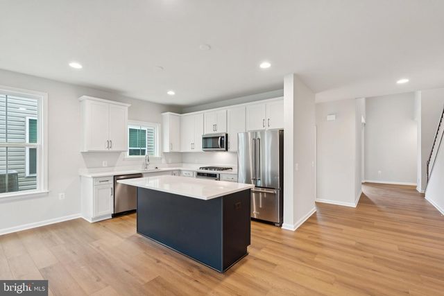 104 ZINNIA LN, Winchester, VA 22603