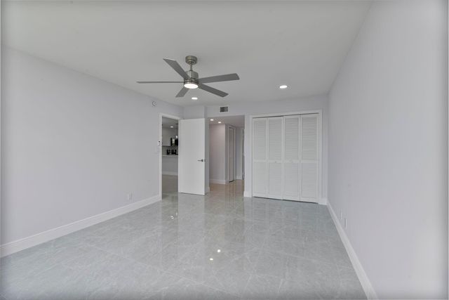 2901 S Palm Aire Dr 306, Pompano Beach, FL 33069