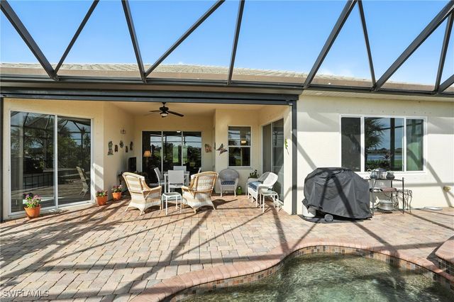 20745 Castle Pines CT, North Fort Myers, FL 33917