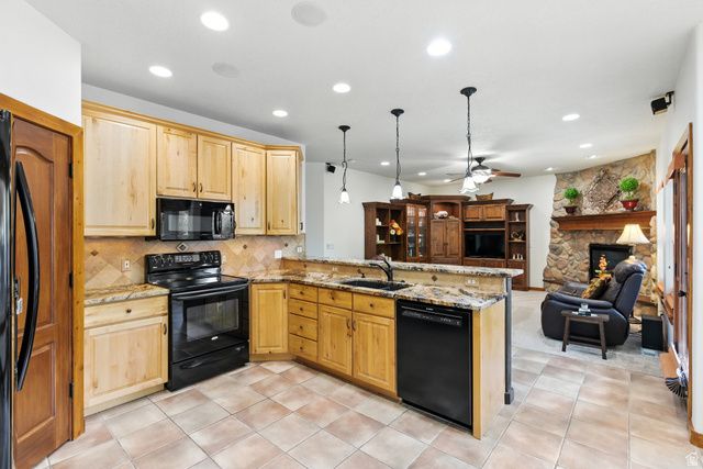 2407 BENGAL BEND CV, Cottonwood Heights, UT 84121