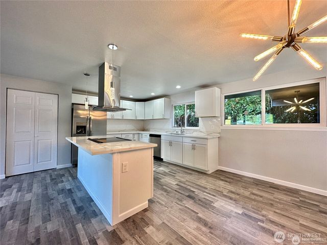 402 E 91st Street, Tacoma, WA 98445