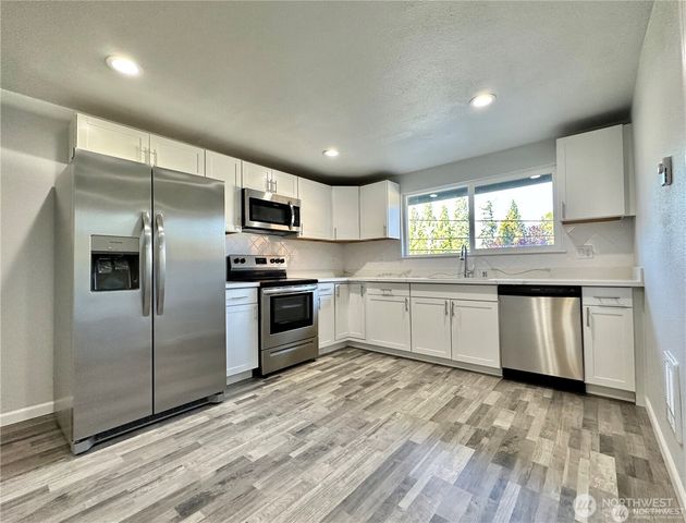 402 E 91st Street, Tacoma, WA 98445