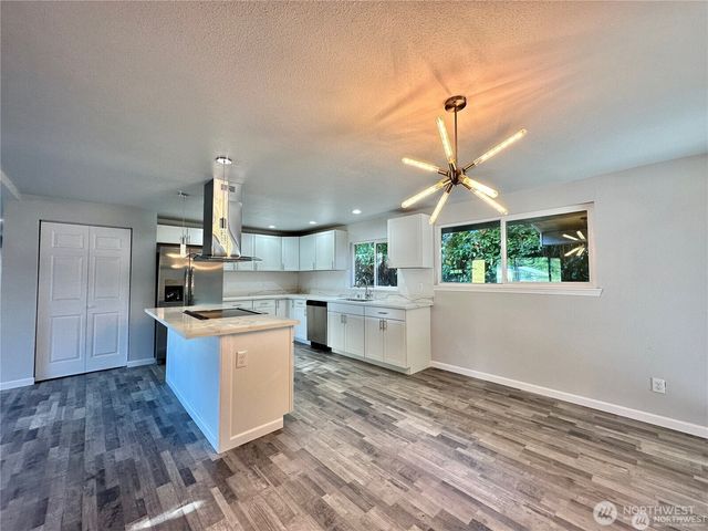 402 E 91st Street, Tacoma, WA 98445