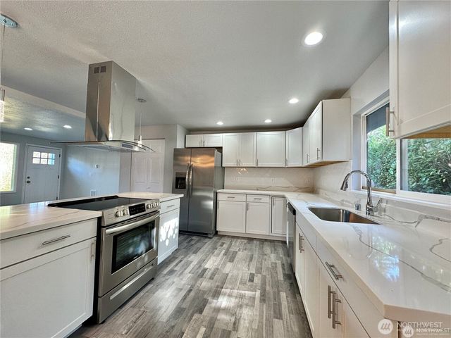 402 E 91st Street, Tacoma, WA 98445