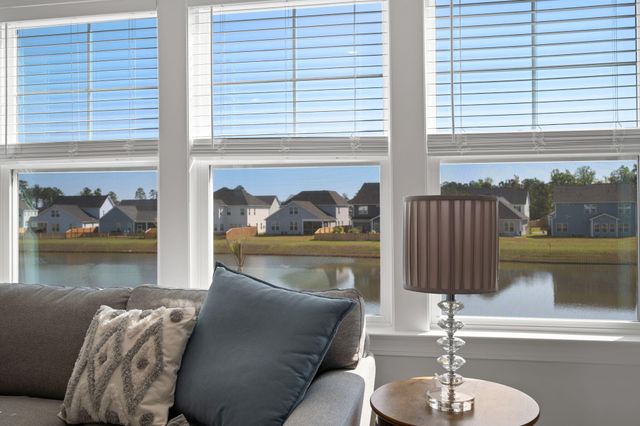 199 Grange Circle, Summerville, SC 29486