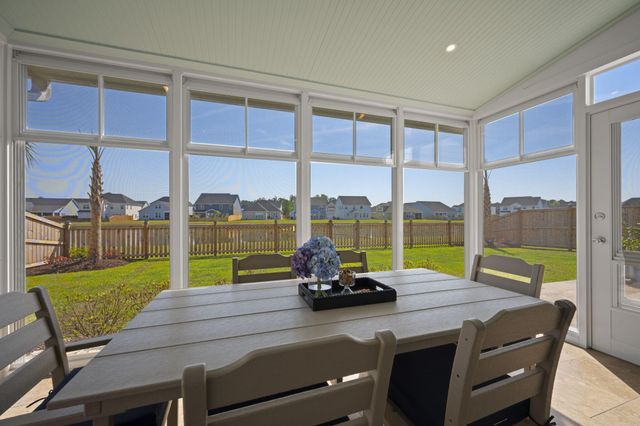 199 Grange Circle, Summerville, SC 29486