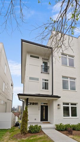 1068 Archer St, Nashville, TN 37203