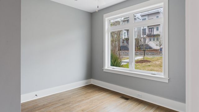 1068 Archer St, Nashville, TN 37203