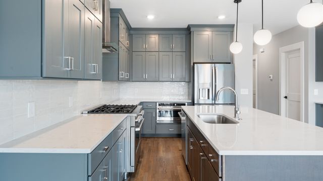 1068 Archer St, Nashville, TN 37203