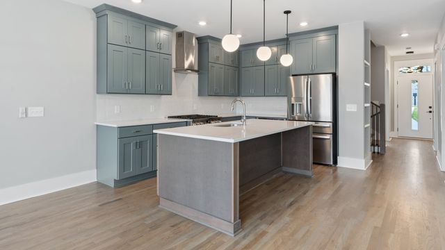 1068 Archer St, Nashville, TN 37203