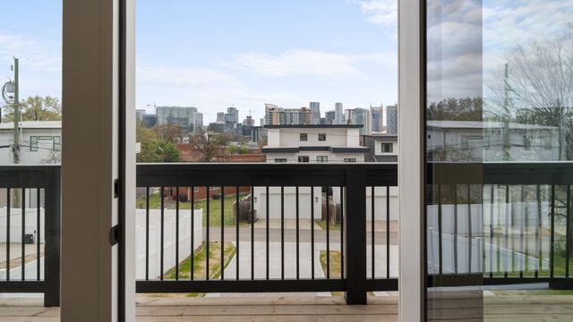 1068 Archer St, Nashville, TN 37203