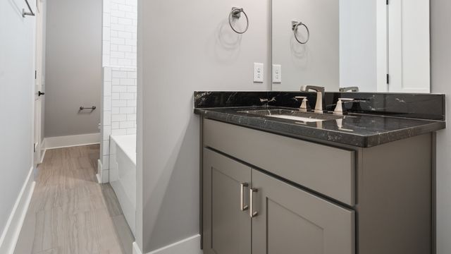 1068 Archer St, Nashville, TN 37203