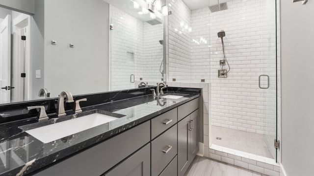 1068 Archer St, Nashville, TN 37203