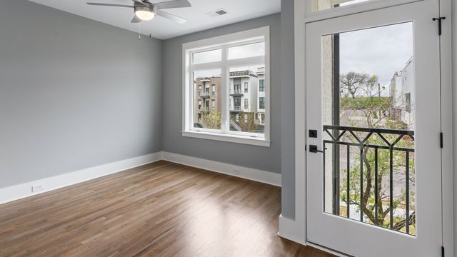 1068 Archer St, Nashville, TN 37203