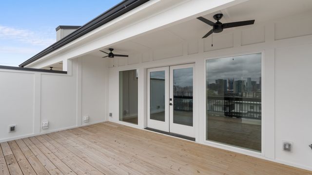 1068 Archer St, Nashville, TN 37203