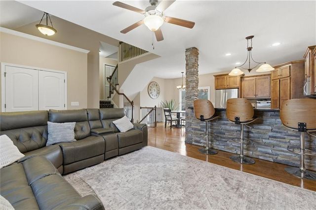 11504 N Marsh Avenue, Kansas City, MO 64157