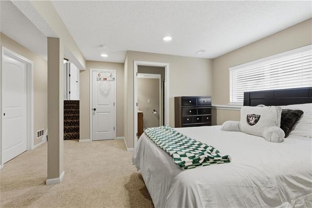 11504 N Marsh Avenue, Kansas City, MO 64157