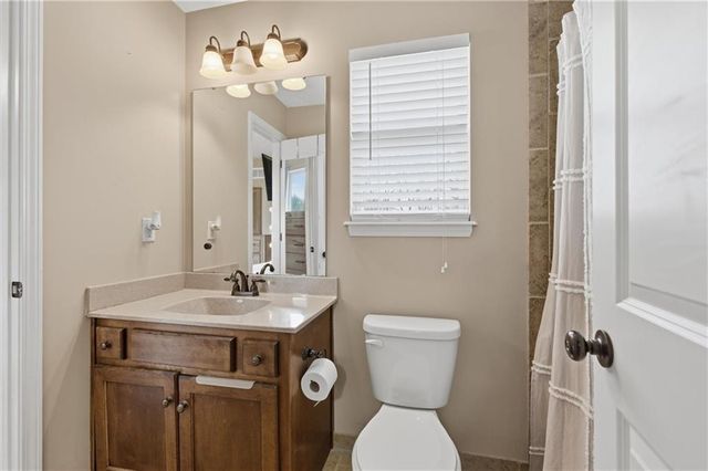 11504 N Marsh Avenue, Kansas City, MO 64157