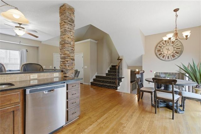 11504 N Marsh Avenue, Kansas City, MO 64157