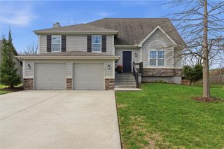 11504 N Marsh Avenue, Kansas City, MO 64157