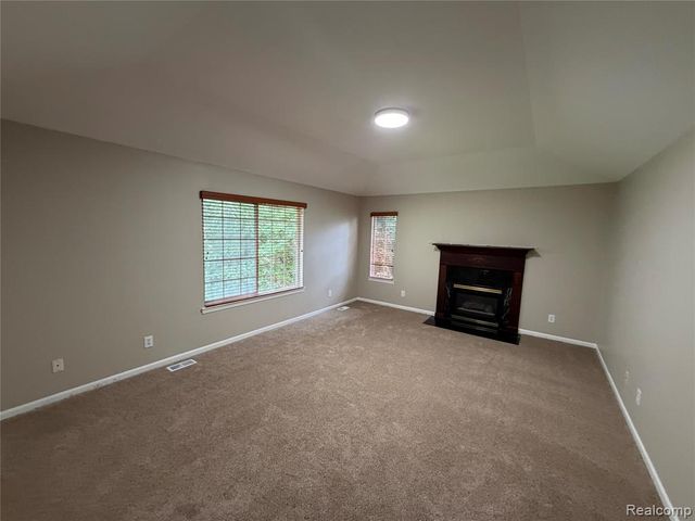 27424 Rosewood Court, Farmington Hills, MI 48334
