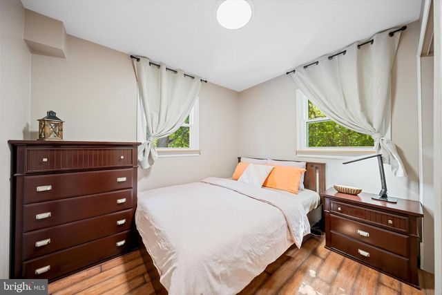 1527 MAURICE DR, Woodbridge, VA 22191