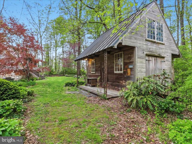 3063 CREEK RD, Honey Brook, PA 19344