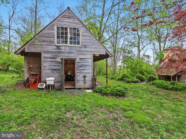 3063 CREEK RD, Honey Brook, PA 19344