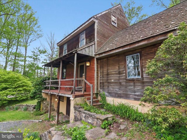 3063 CREEK RD, Honey Brook, PA 19344