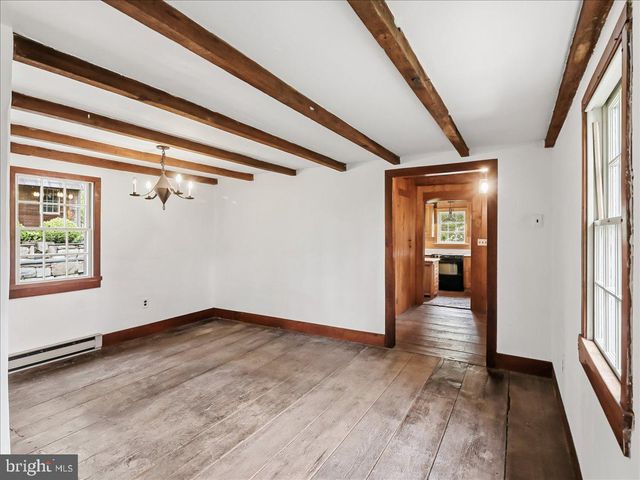 3063 CREEK RD, Honey Brook, PA 19344