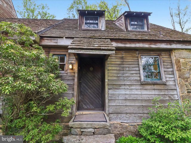 3063 CREEK RD, Honey Brook, PA 19344