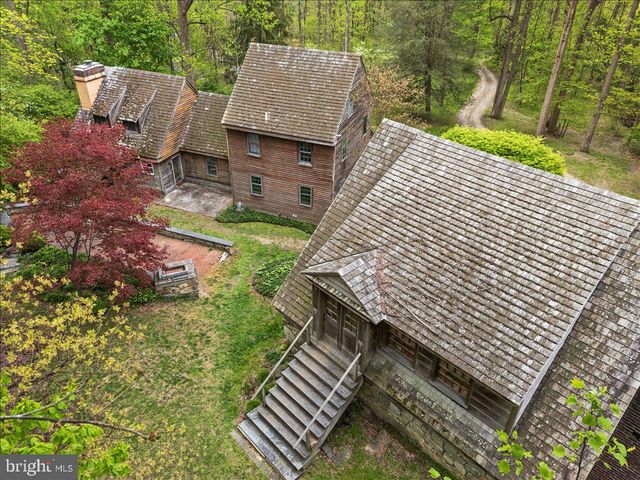 3063 CREEK RD, Honey Brook, PA 19344