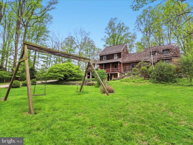 3063 CREEK RD, Honey Brook, PA 19344