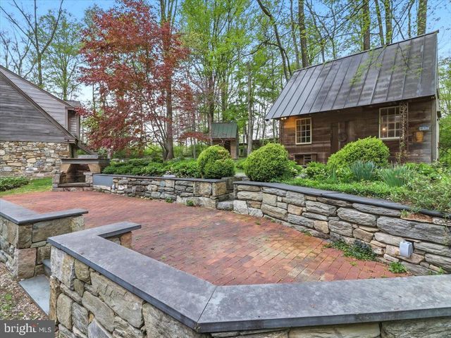 3063 CREEK RD, Honey Brook, PA 19344