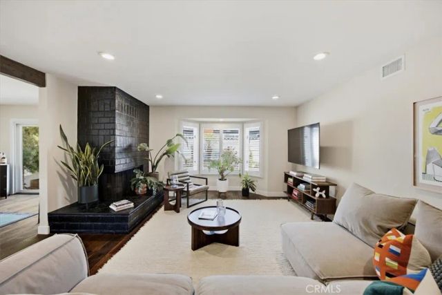 5303 W 141st Street, Hawthorne, CA 90250