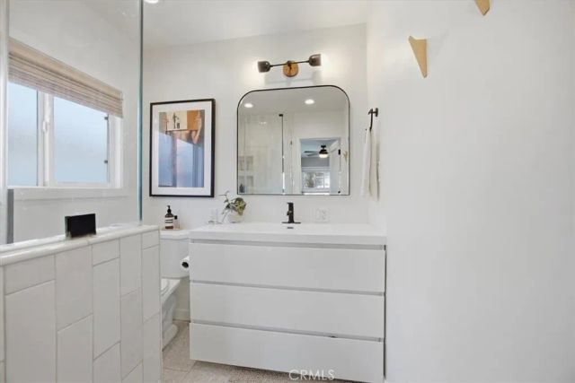 5303 W 141st Street, Hawthorne, CA 90250