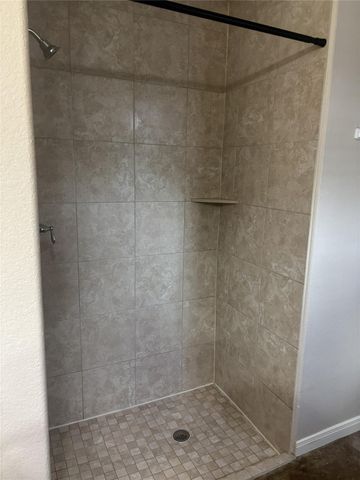 11817 13th Street, Santa Fe, TX 77510