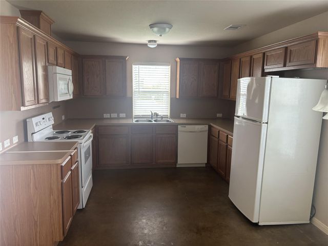 11817 13th Street, Santa Fe, TX 77510